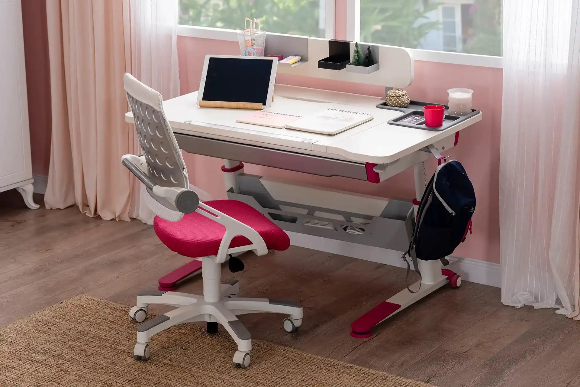 Sirius Advanced Desk Set - Ecru / Fuchsia