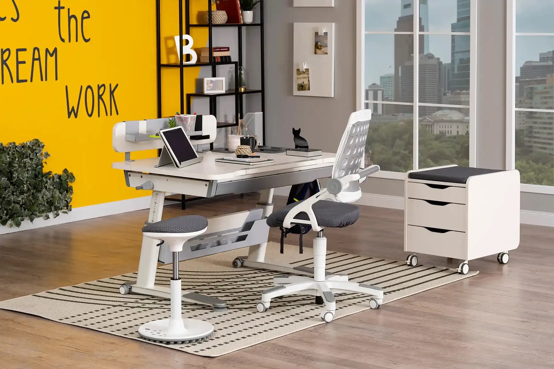 Sirius Premium Desk Set - Ecru / Gray