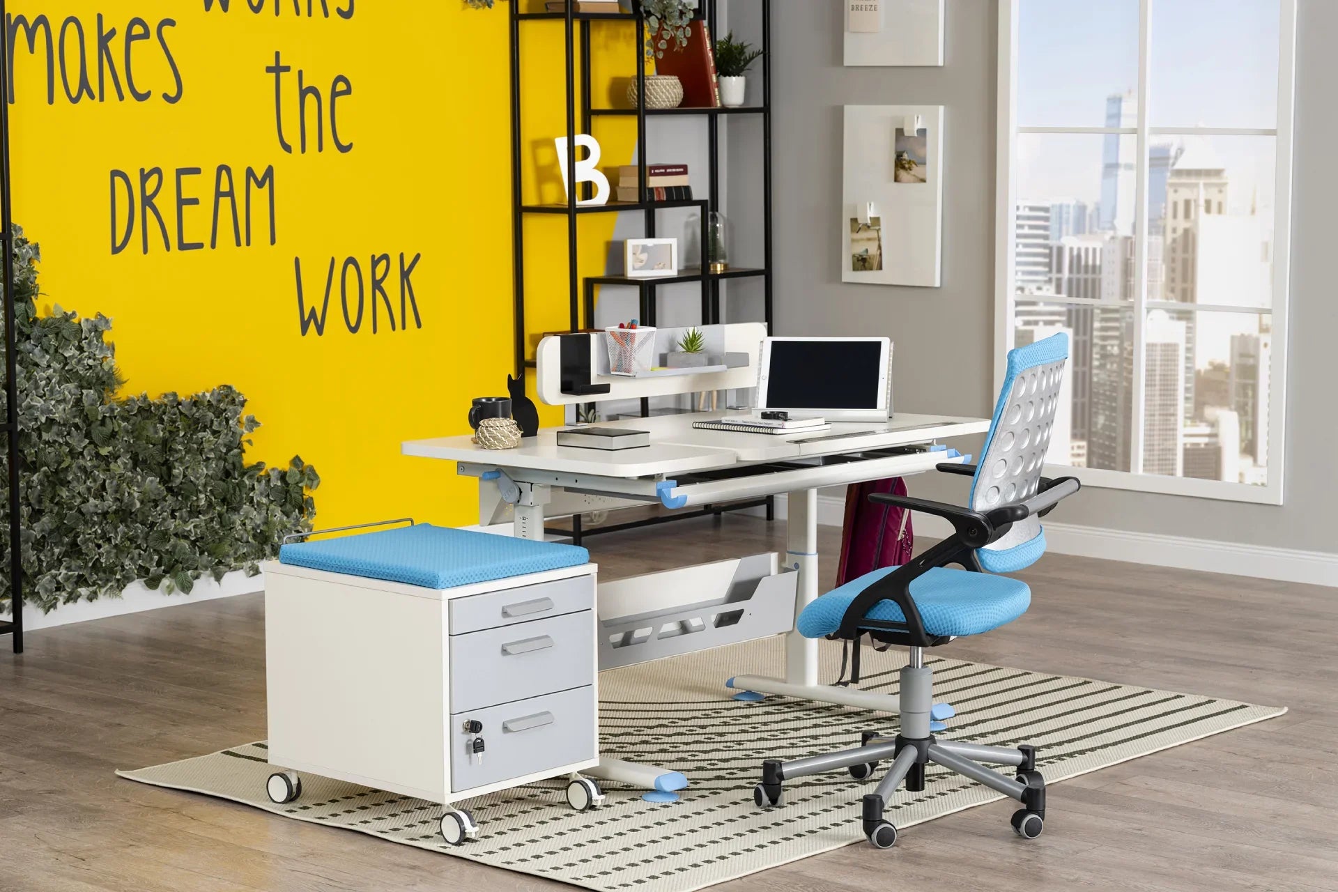 Vega Deluxe Desk Set - Ecru / Blue